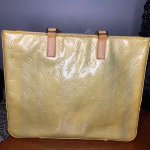 Louis Vuitton Purse